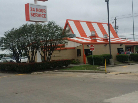Cloverleaf餐馆和美食-Whataburger