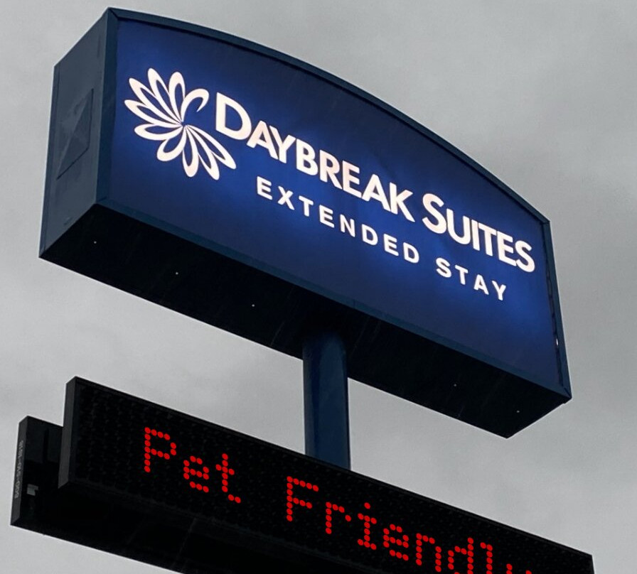 Daybreak Suites Extended Stay - Jackson