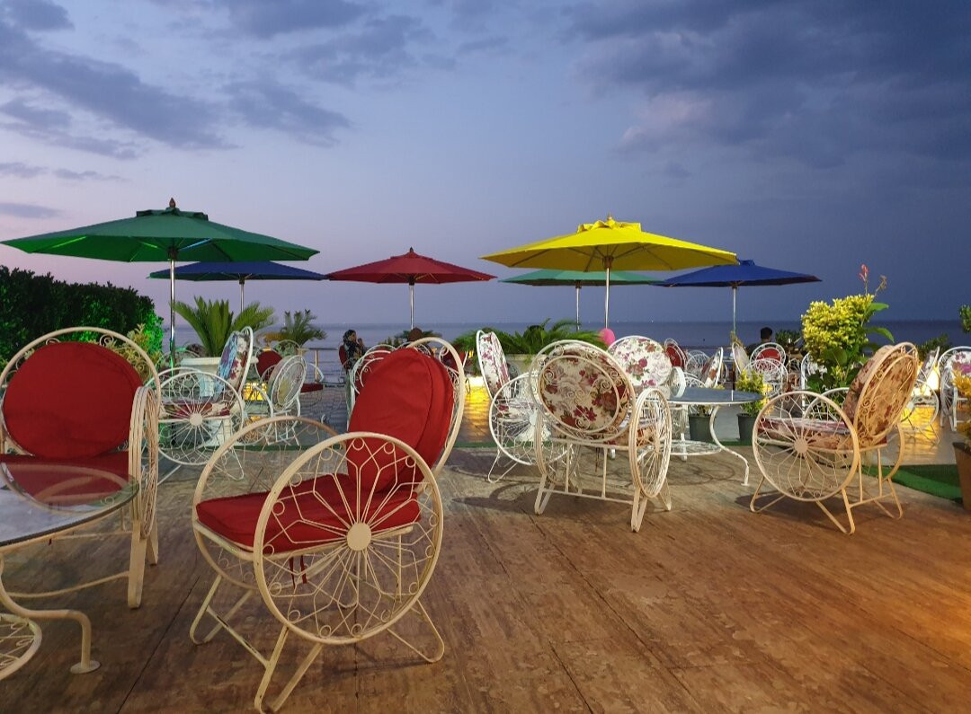 Deniz Cafe