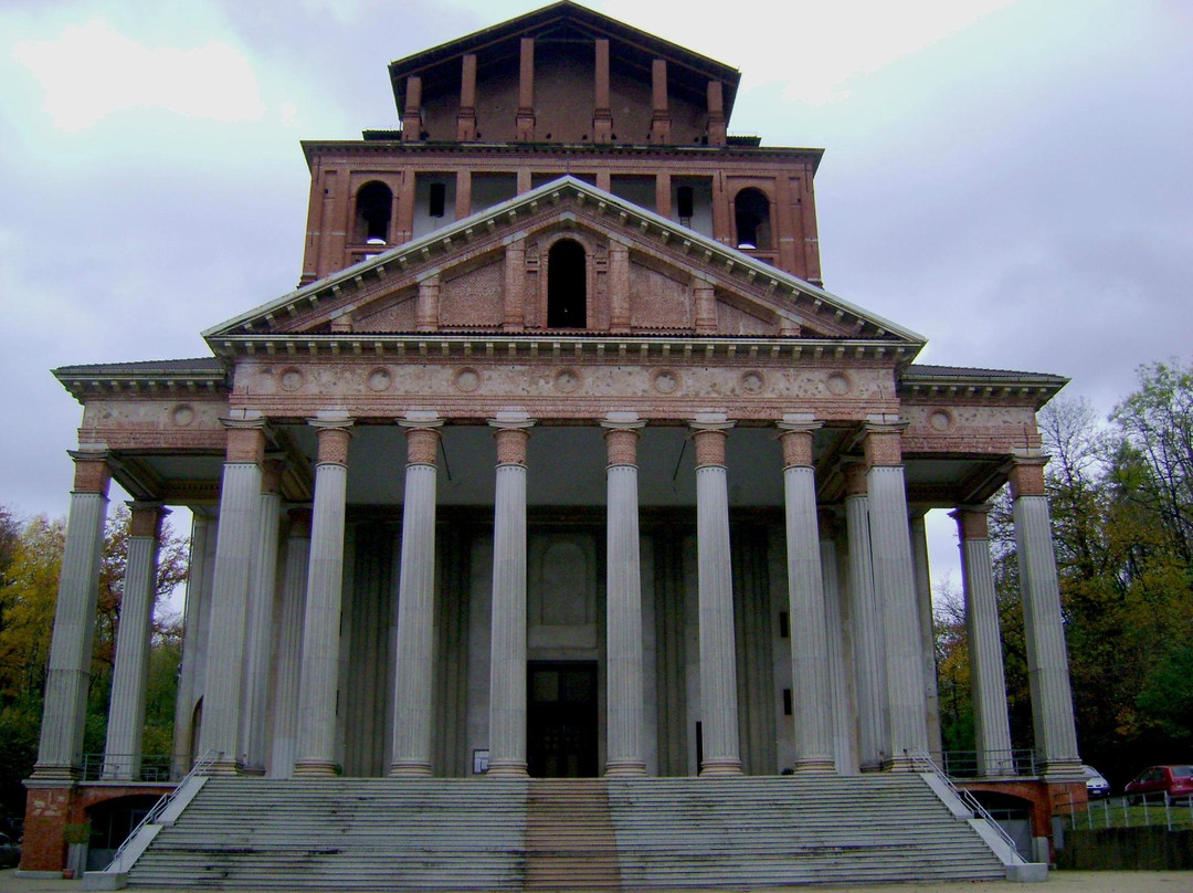 Santuario del SS Crocifisso di Boca-Boca必去景点