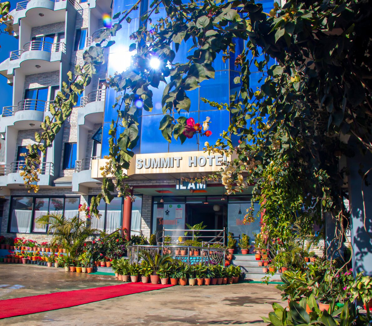 Summit Hotel-浴室