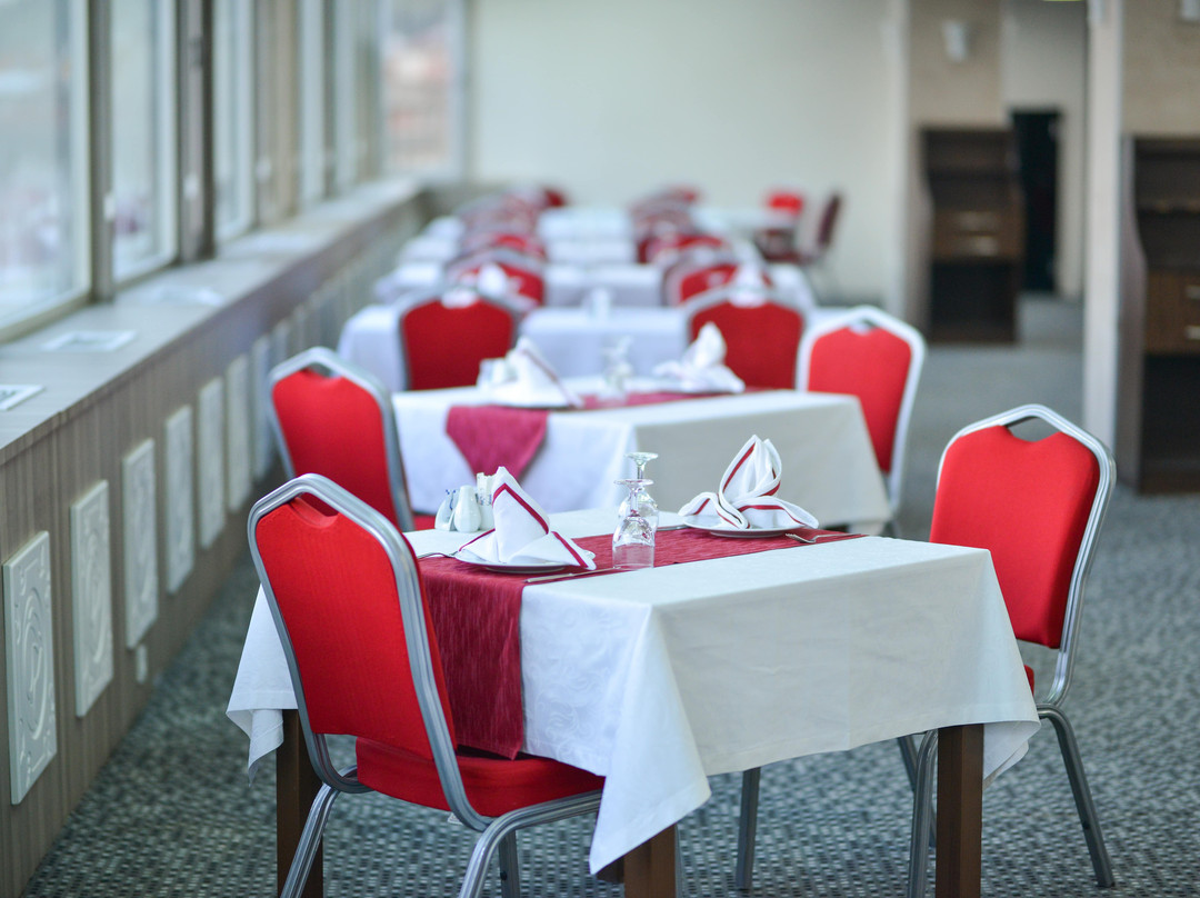 MCG Marble Hotel主图