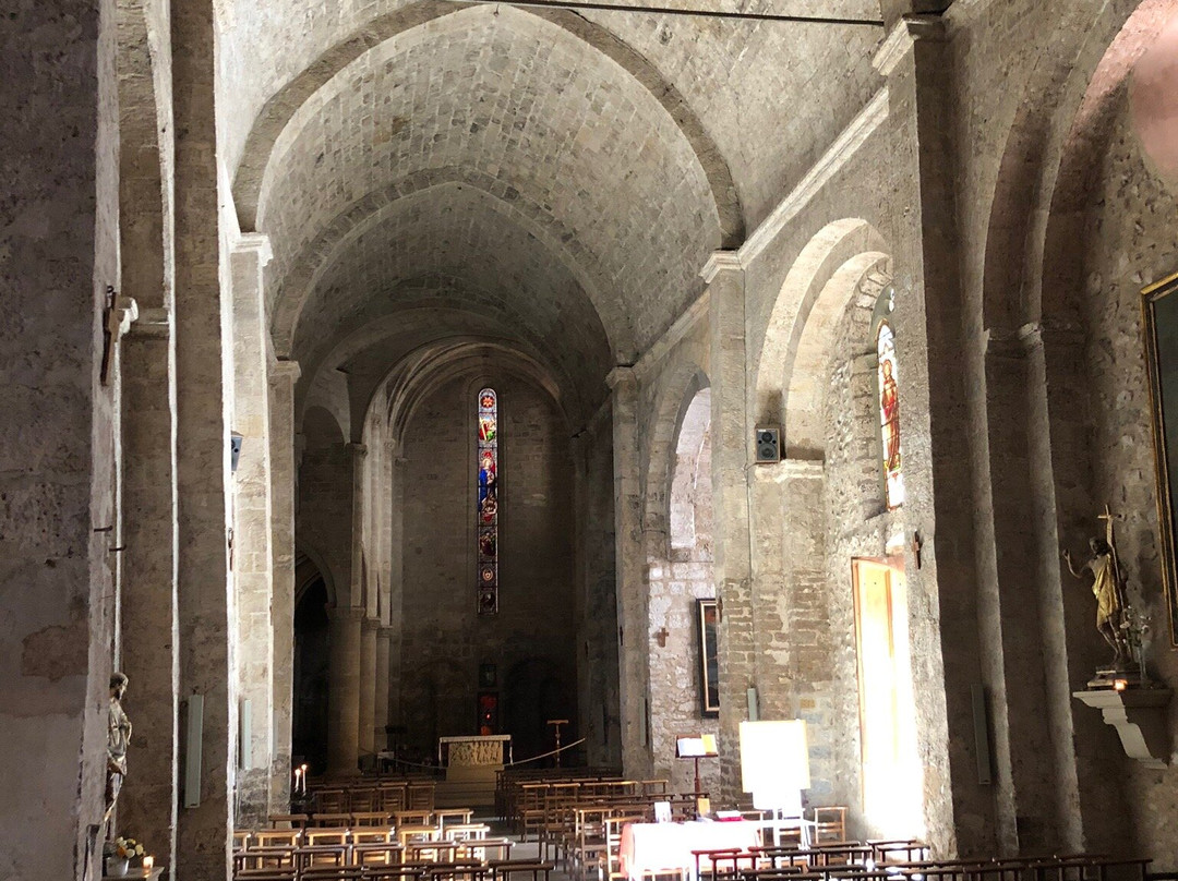 Church of Our Lady of the Assumption-穆斯捷-圣玛丽必去景点