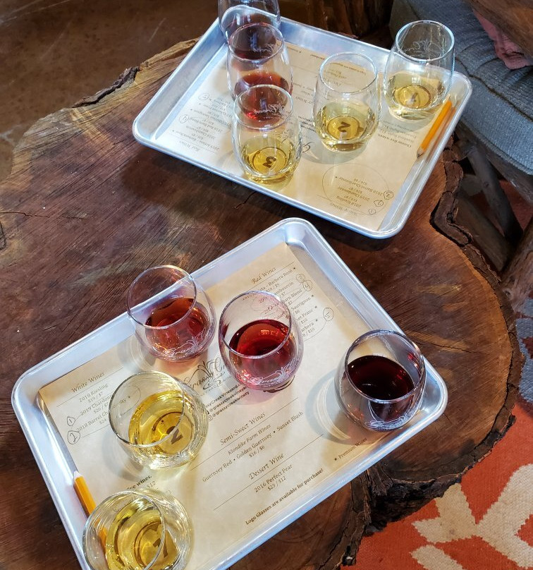 Grassy Creek Vineyard & Winery景点图片