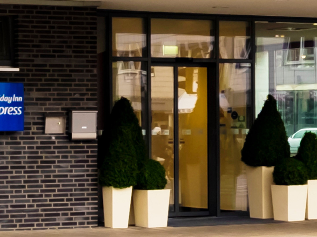 Holiday Inn Express Guetersloh By IHG主图