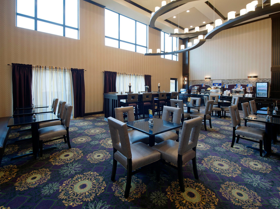 Holiday Inn Express & Suites Clearfield by IHG主图