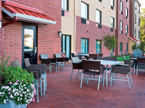 道奇城万豪TownePlace酒店主图