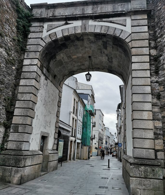 Porta Nova-卢戈省必去景点