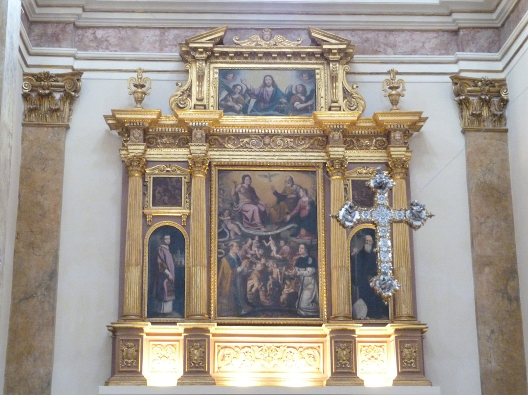 Chiesa di Santa Maria del Suffragio-拉奎拉必去景点