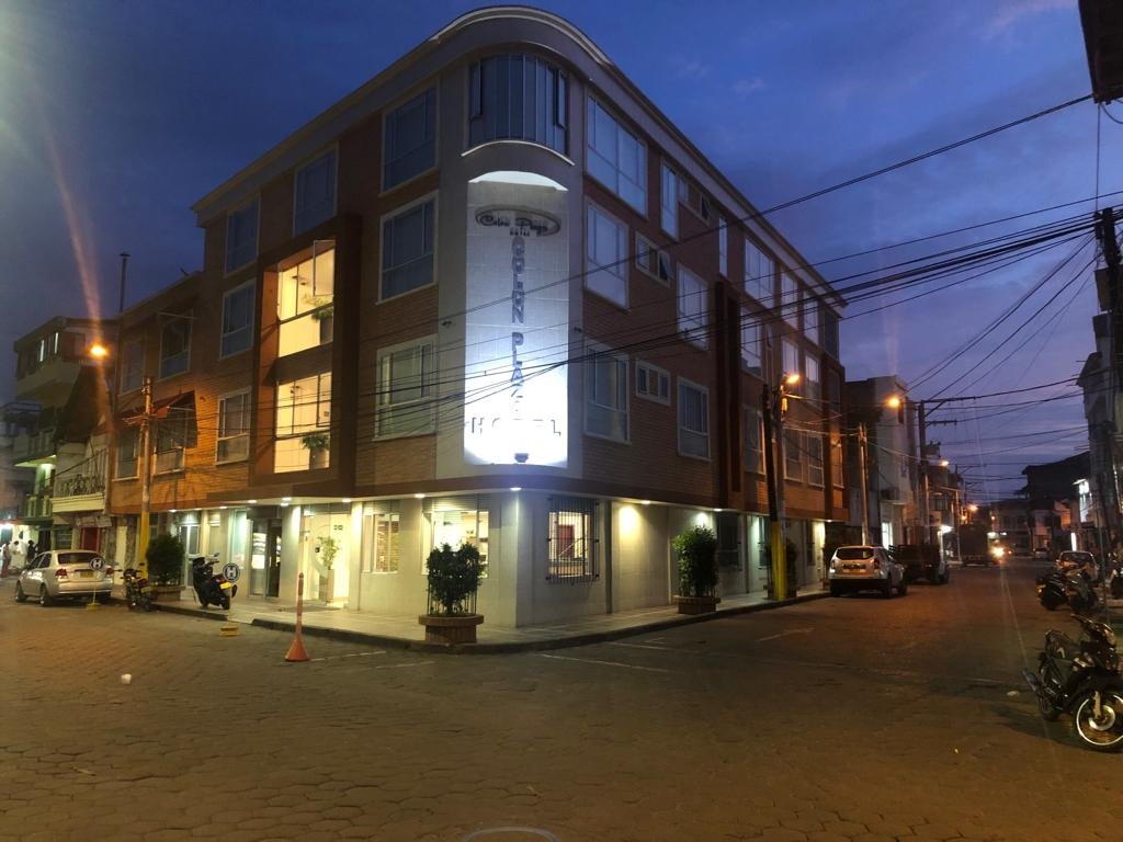 Colon Plaza Hotel-官方