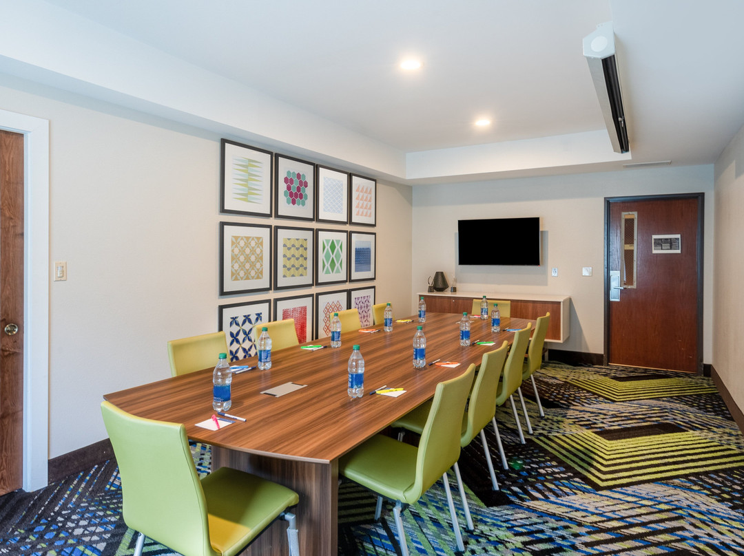 Holiday Inn Express & Suites Tell City by IHG主图