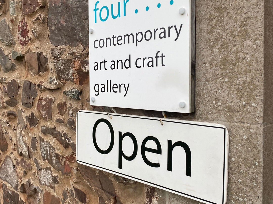 Number Four Gallery-St Abbs必去景点