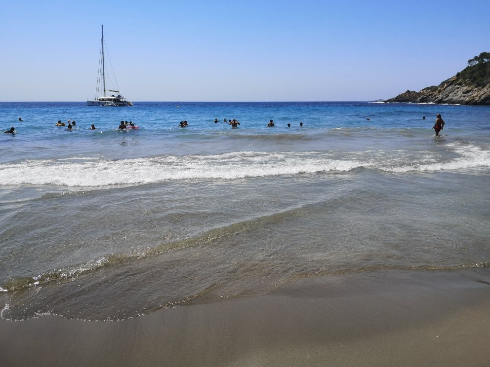 Cala Boix Beach景点图片