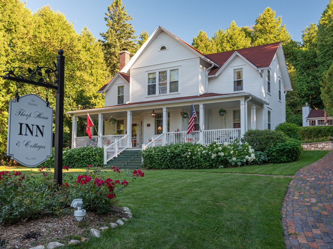 Thorp House Inn & Cottages