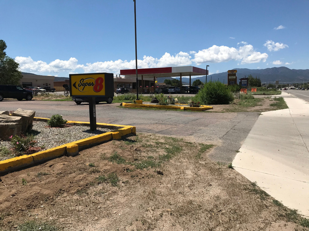 Super 8 by Wyndham Taos主图