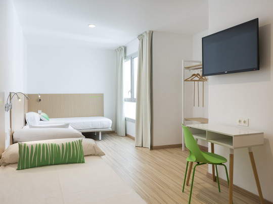 巴塞罗那时尚客房酒店主图