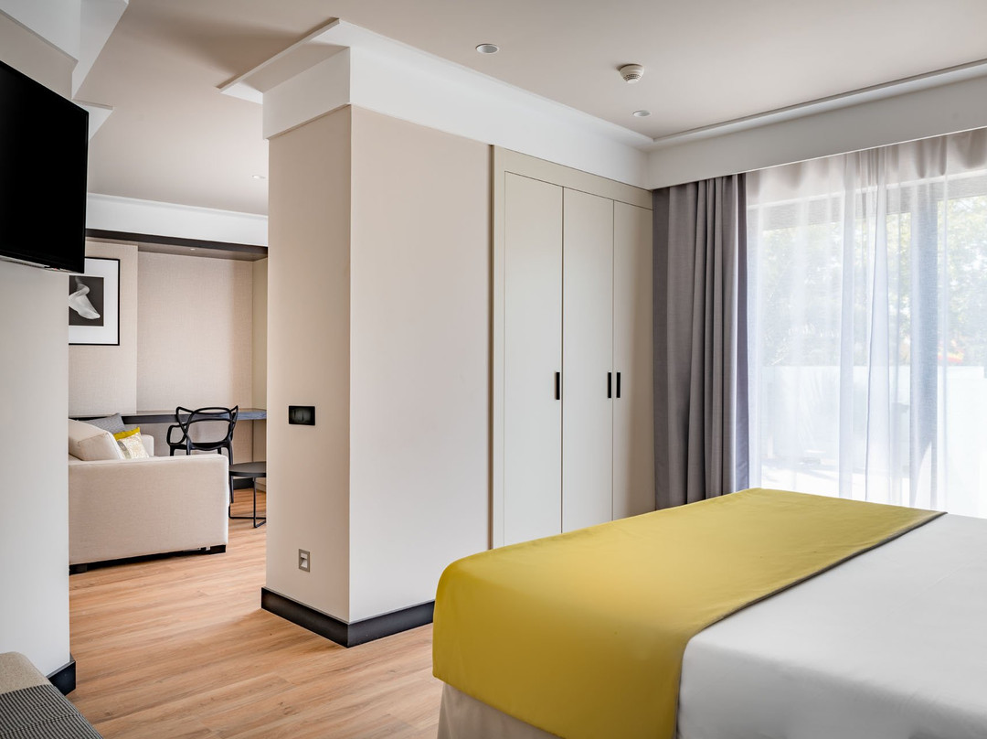 Hotel Parque Real主图