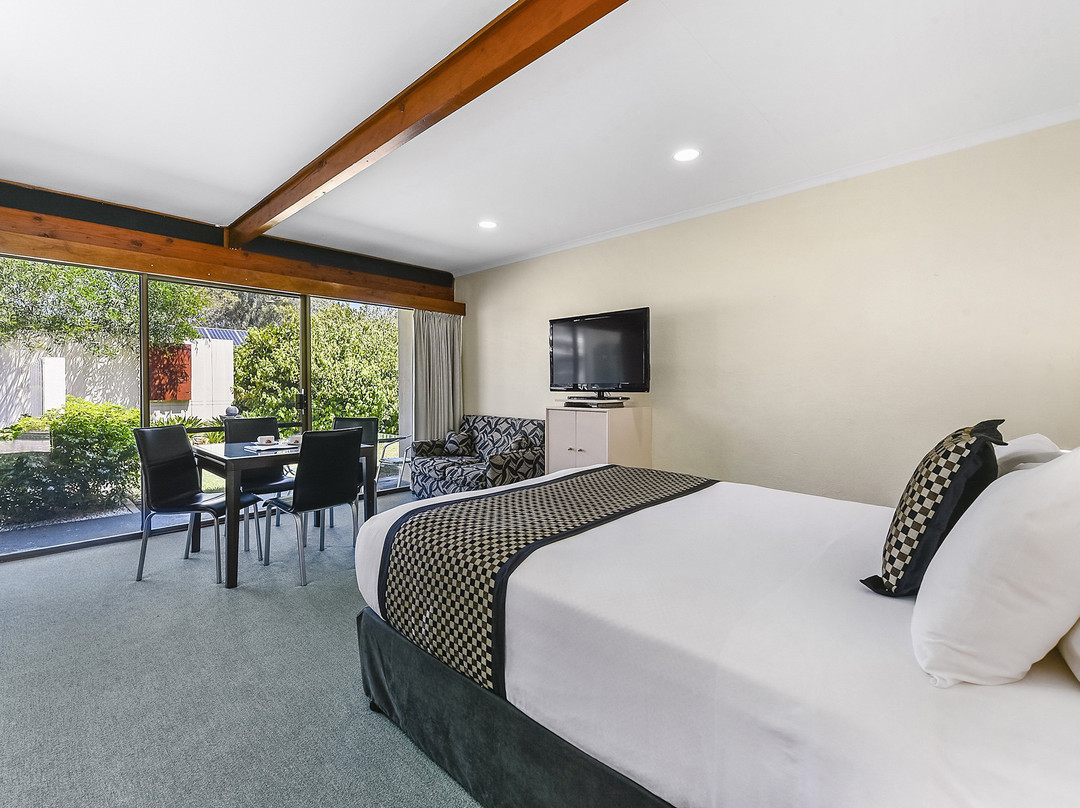 William Macintosh Motor Lodge主图