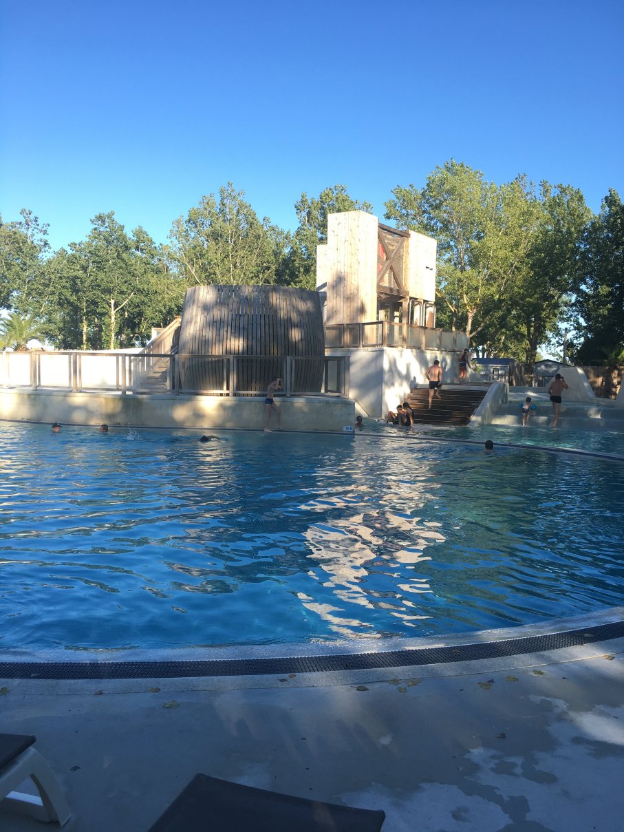 Camping Sandaya Blue Bayou-泳池