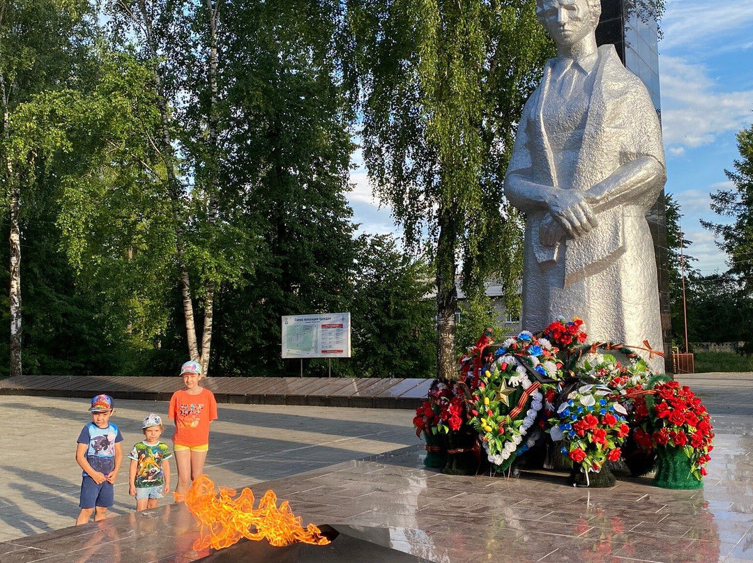 Eternal Flame Memorial Complex-Serov必去景点