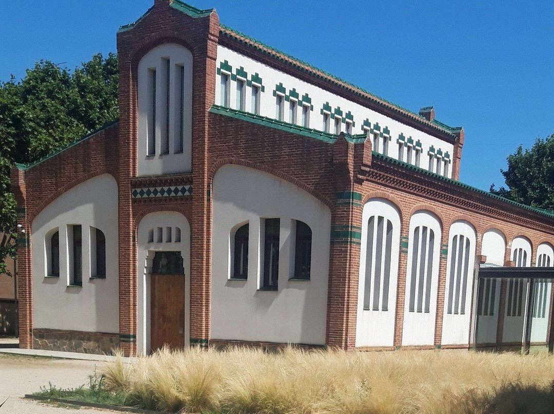 Biblioteca Antoni Comas景点图片