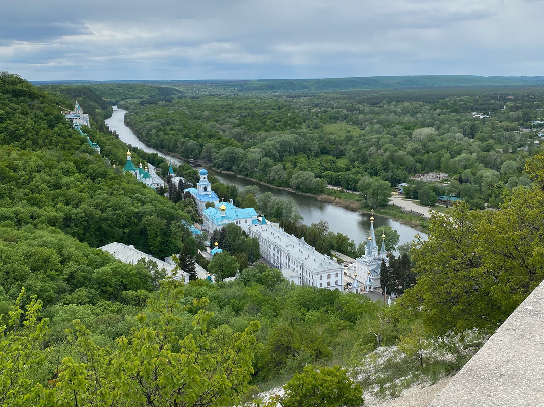 Sviatohirsk Lavra景点图片