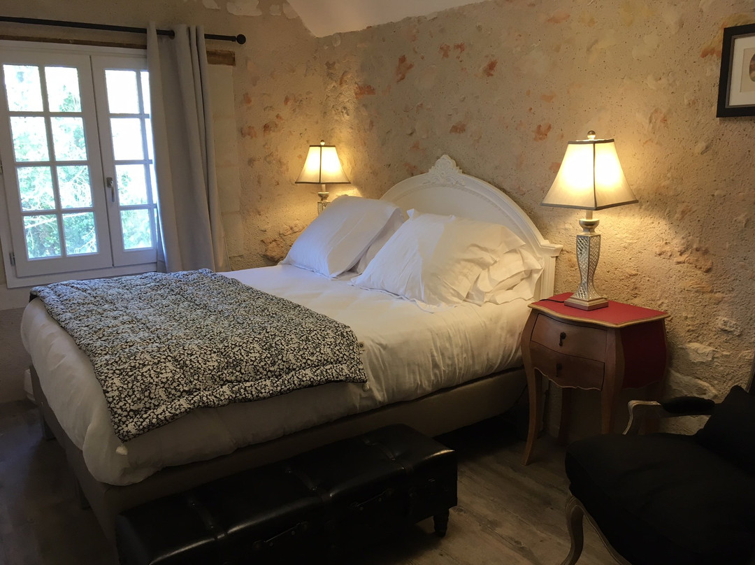 Les colonnes de Chanteloup主图