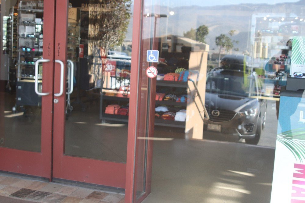 卡巴松奥特莱斯-卡巴宗必去景点