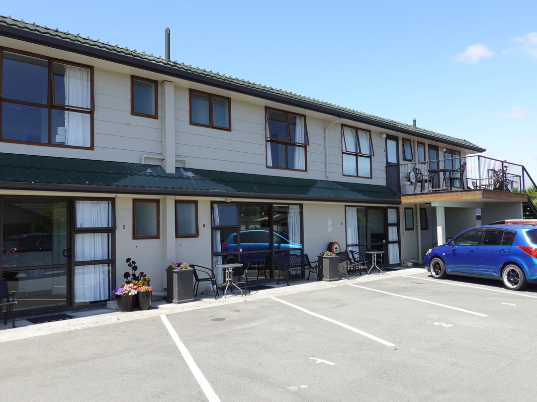 殖民汽车旅馆主图