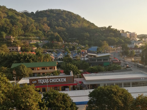 普吉岛艾康酒店主图