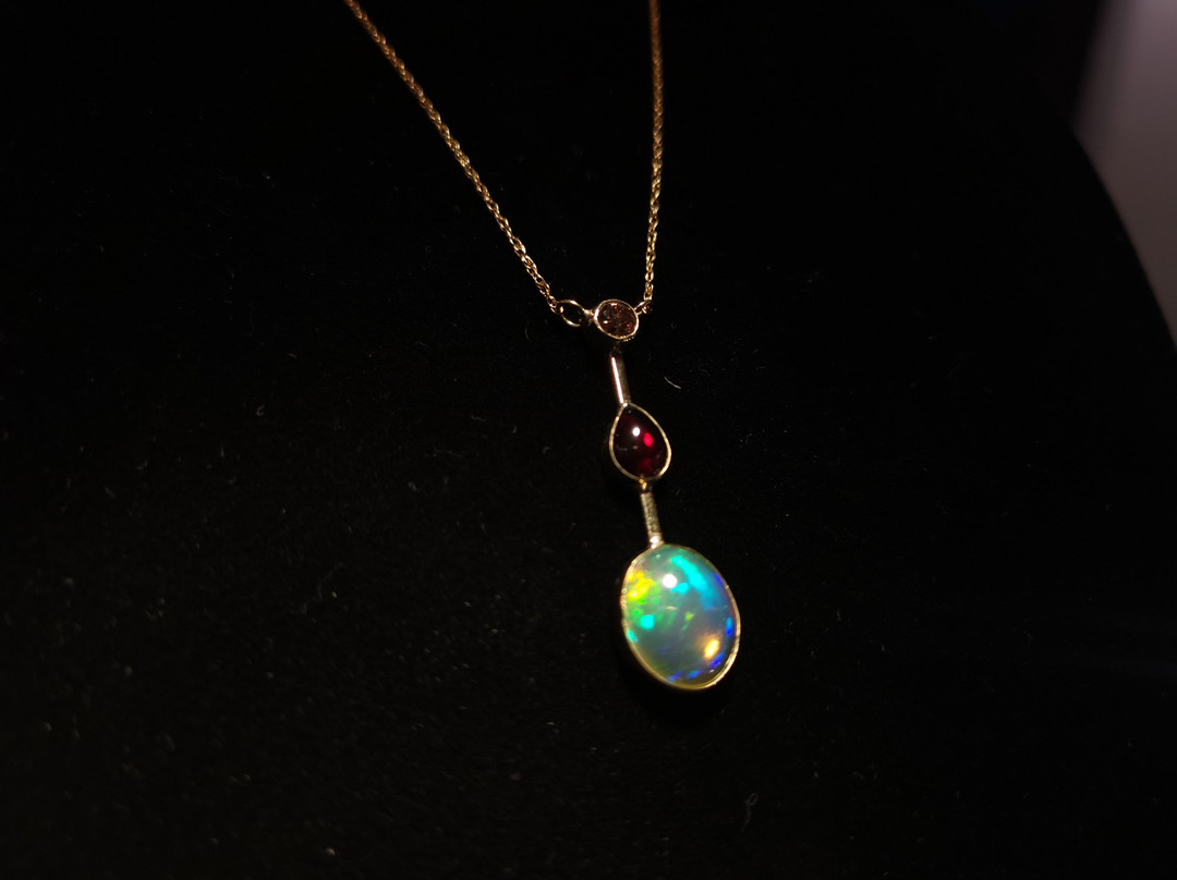 Sanchez & Luna Fire Opals Designs-圣何塞卡波必去景点