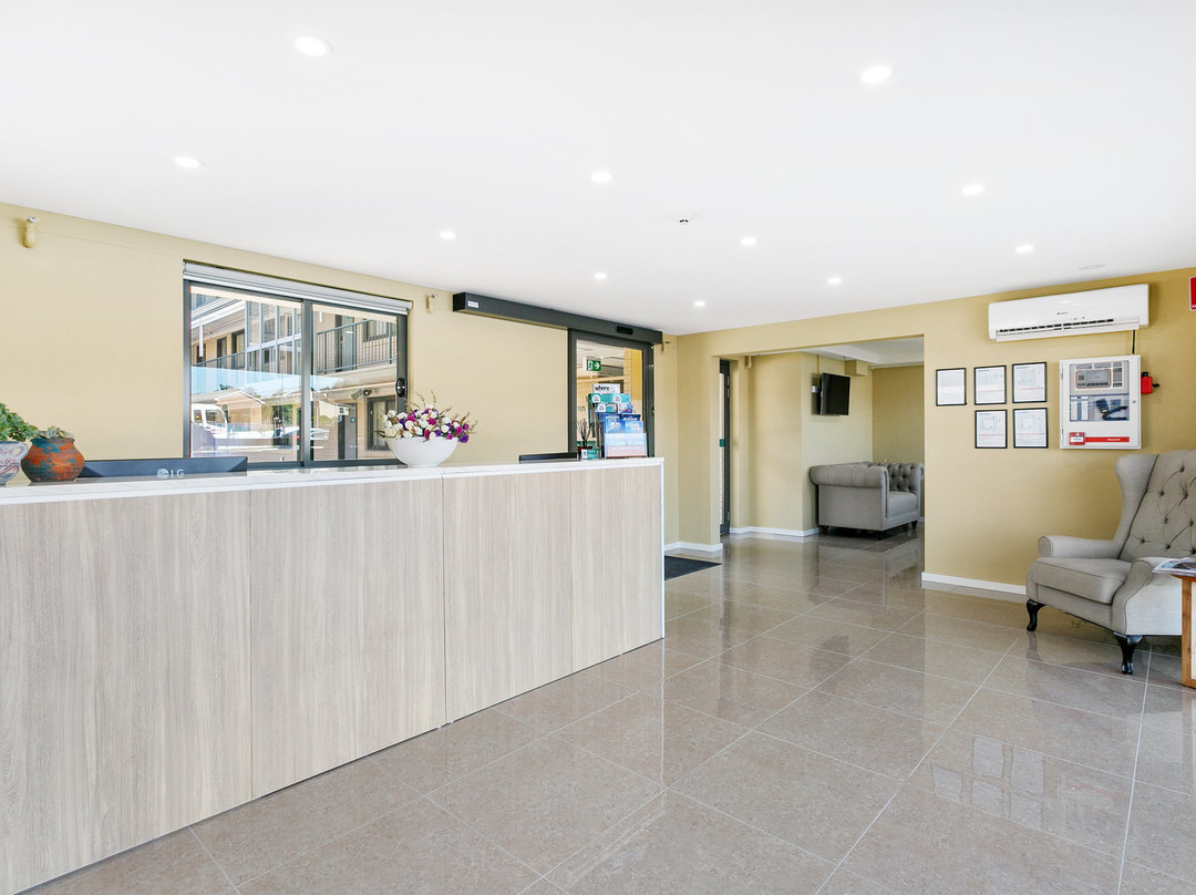 Quality Inn Sunshine Haberfield主图