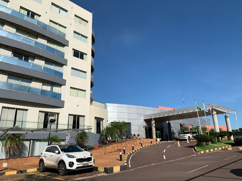 7萨尔托斯度假酒店主图