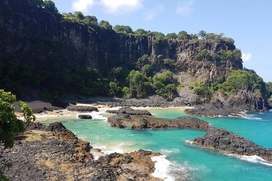 Costa Noronha-费尔南多-迪诺罗尼亚群岛必去景点