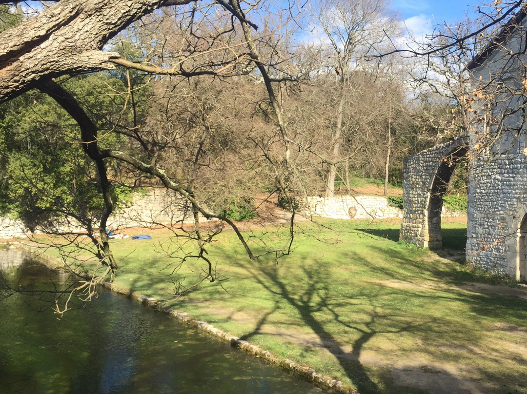 Eglise Saint-Michel-La Garde-Adhemar必去景点
