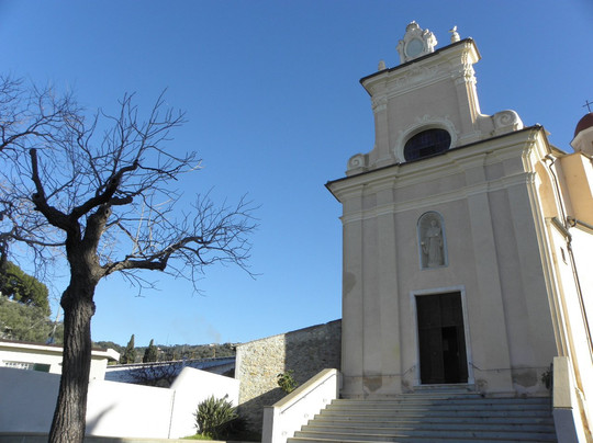 Chiesa di San Nicola da Tolentino-Cervo必去景点