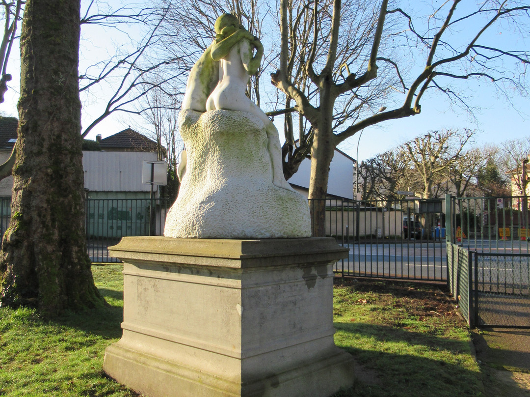 Le Printemps-圣莫代福塞必去景点