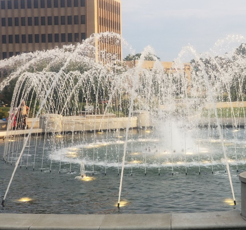 Fountain Park景点图片