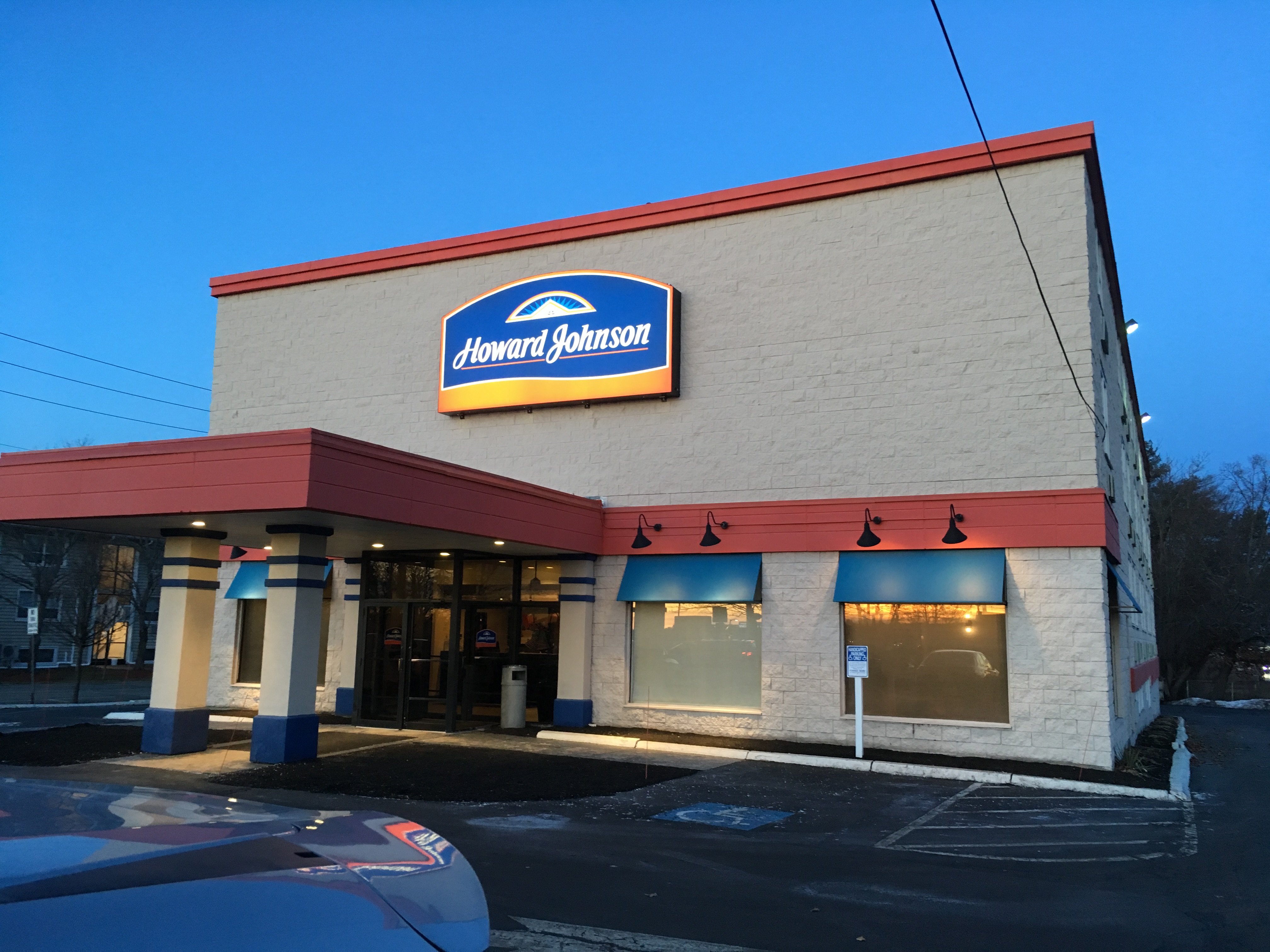 Howard Johnson by Wyndham Portsmouth-浴室