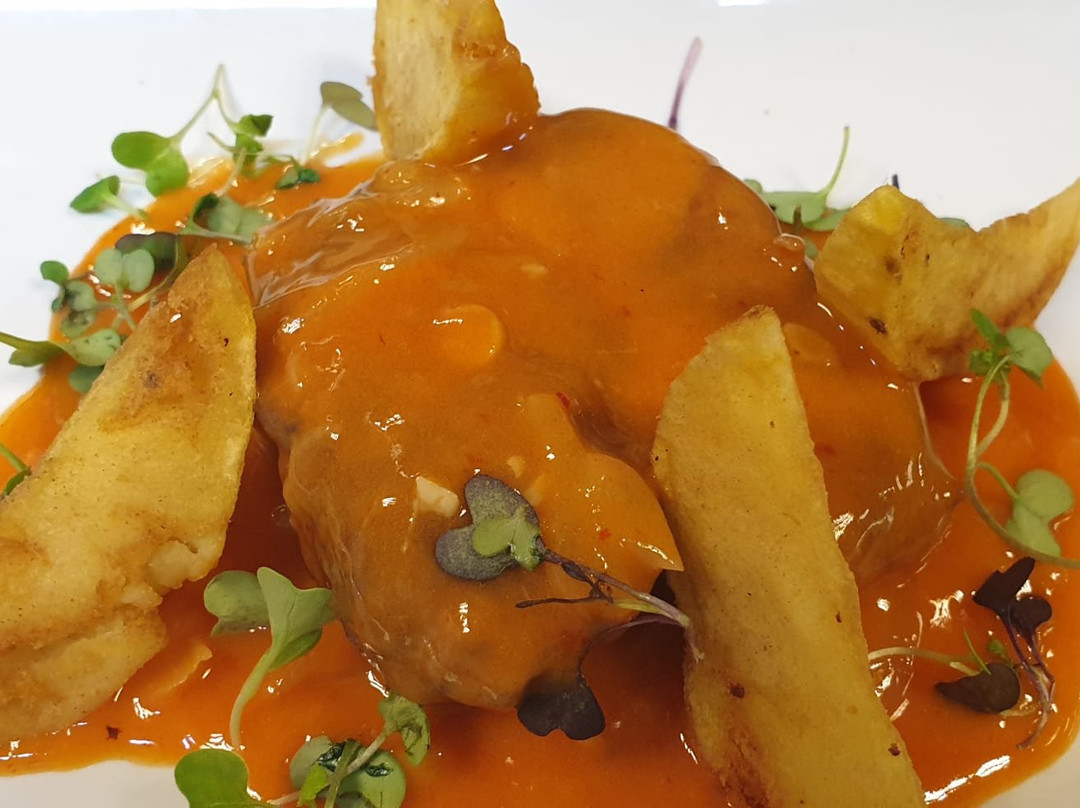 Colomera餐馆和美食-Restaurante La Bolera