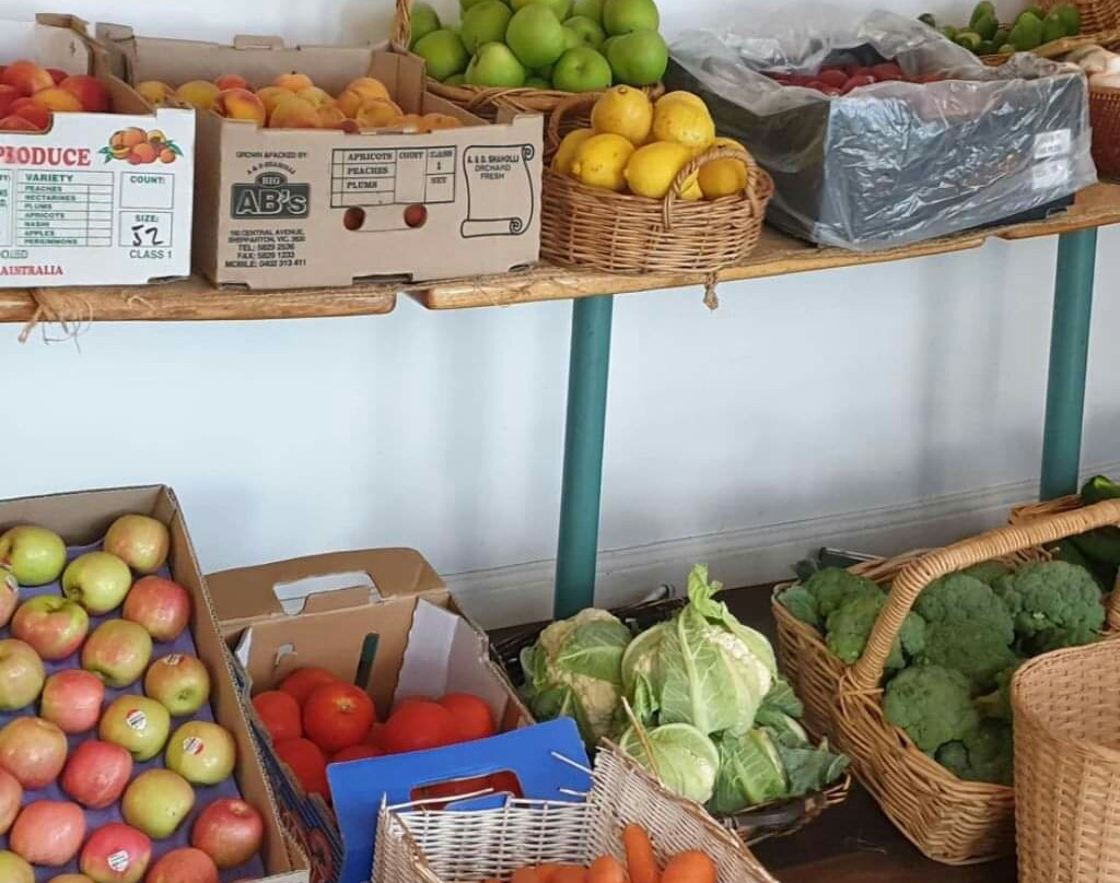 Oasis Direct Farmers Market景点图片