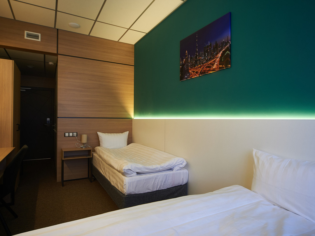 URBAN Hotel主图