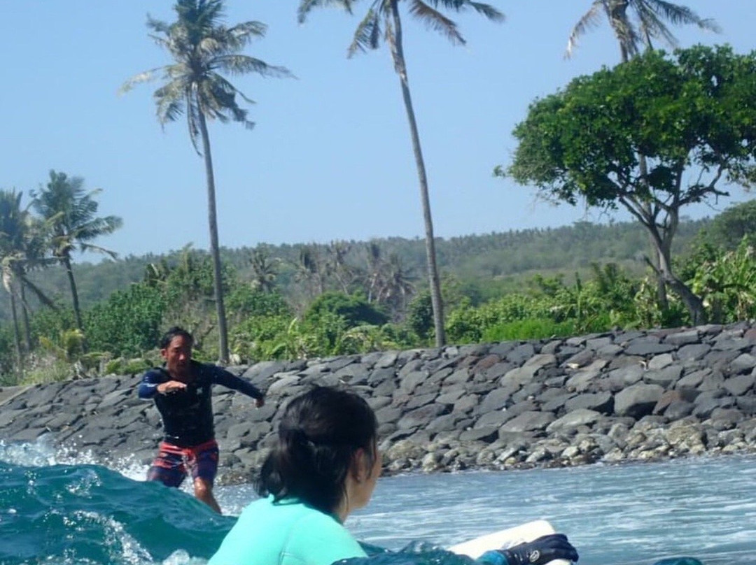 Pandawa Surf Tours景点图片