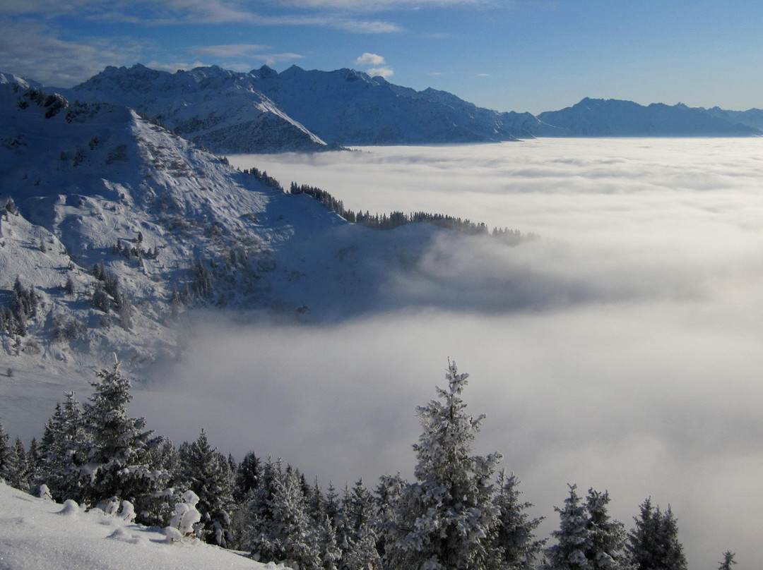 SlopeStyle Transfers-尚贝里必去景点