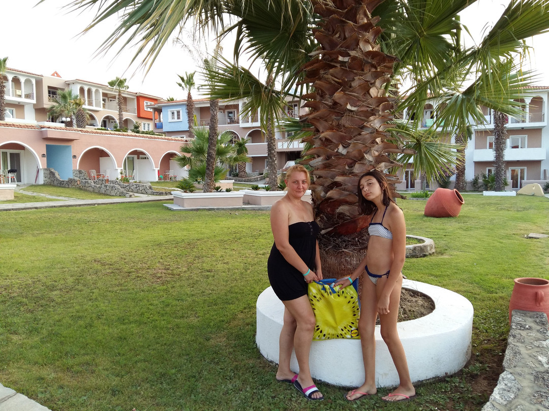 Aristoteles Beach Hotel主图