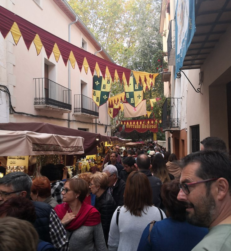 Fira de Tots Sants景点图片