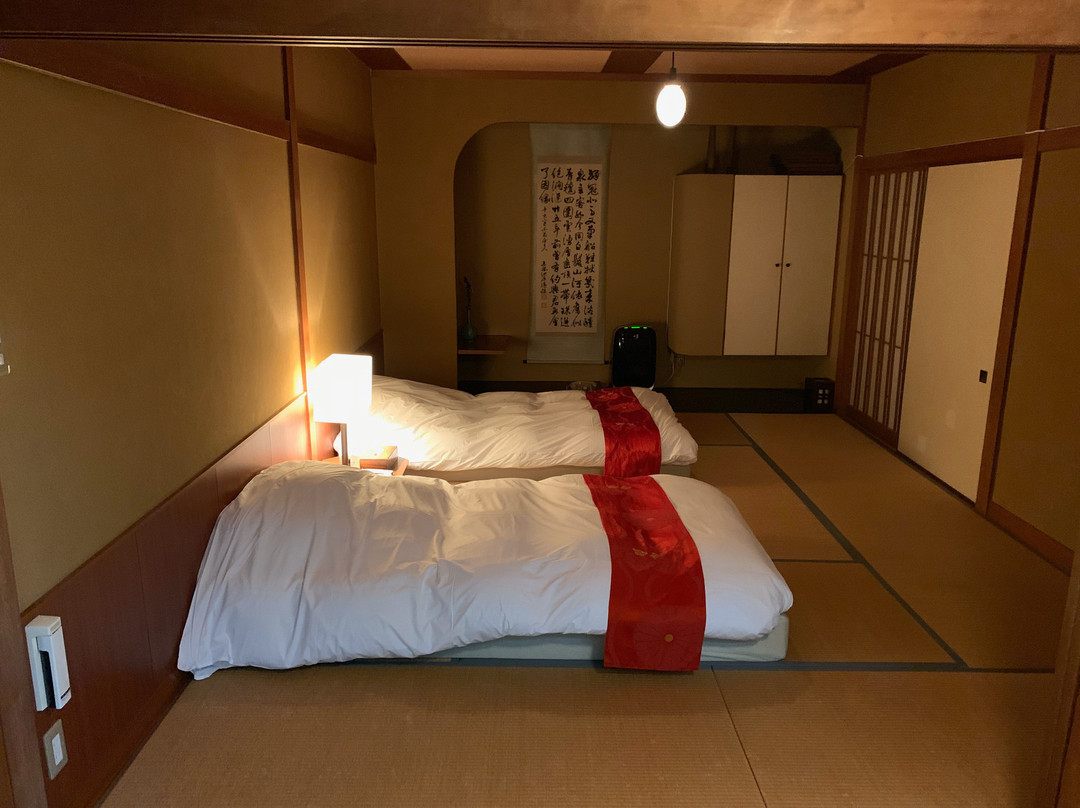 汤回廊菊屋酒店主图