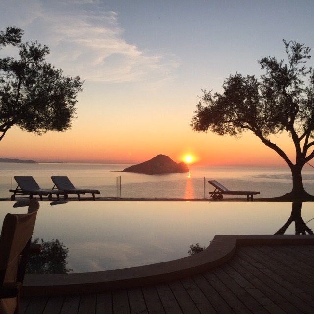 Kymaros Villas主图