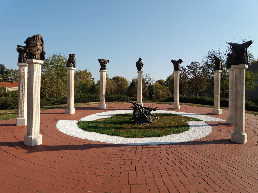 Memorial of the Honvéd Officers of 1848-49景点图片