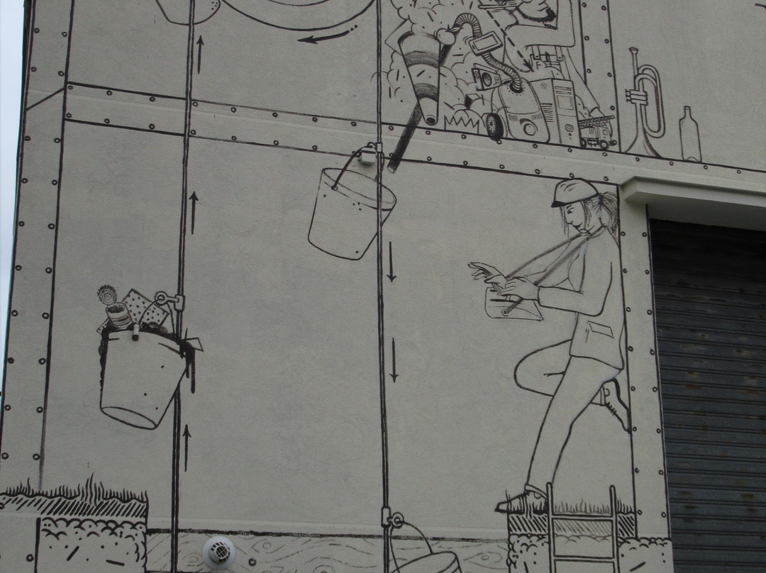 Fresque "Ressourcerie La Mine"景点图片
